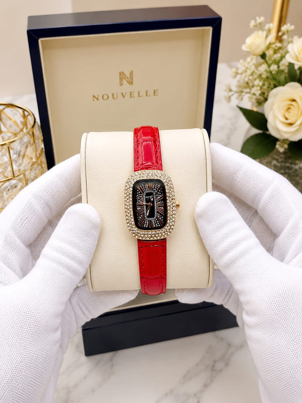 Nouvelle Elegant Crystal-Embellished Women's Watch Fashion Apparel Accessory To Wear At Parties - Black