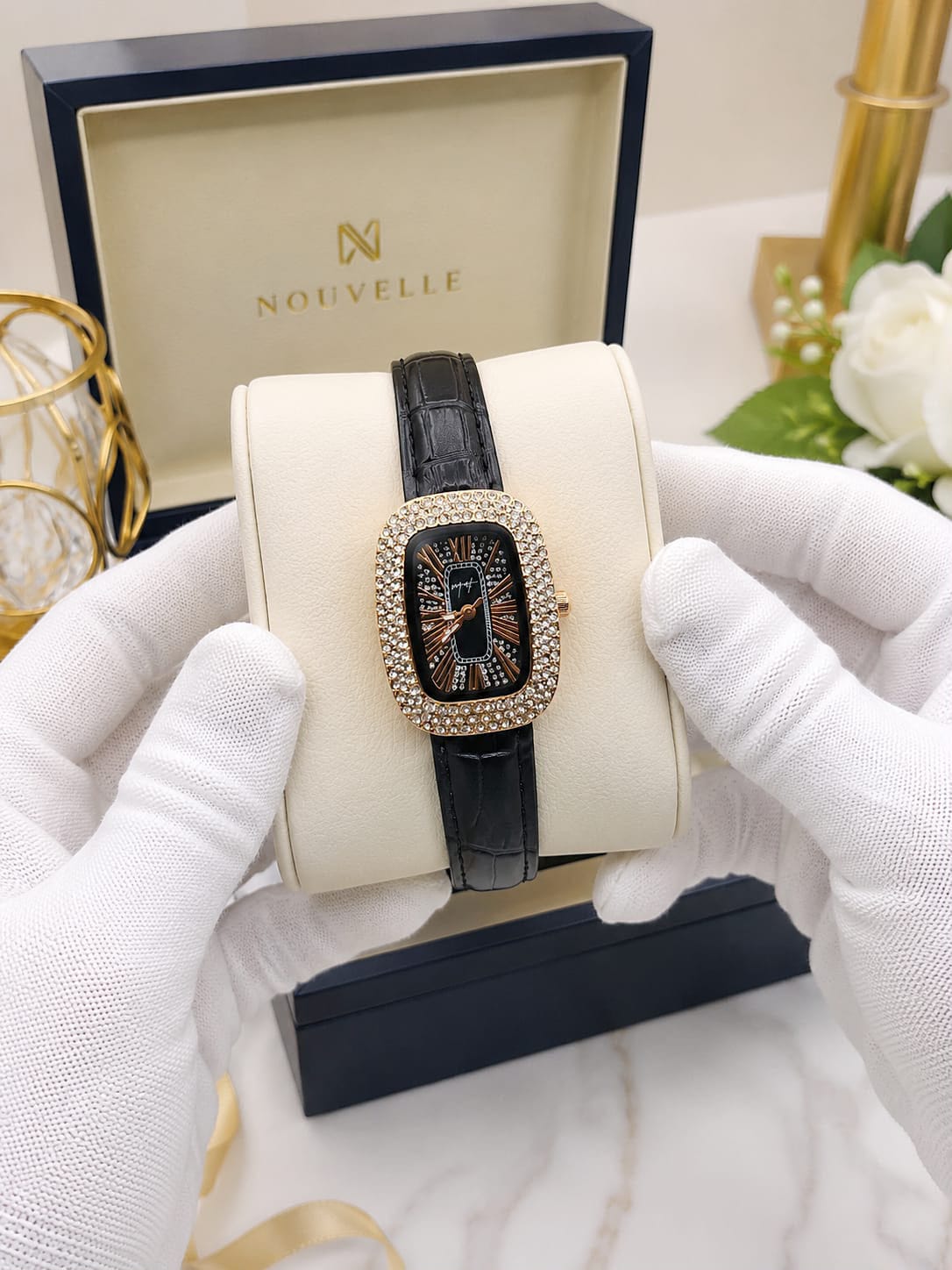 Nouvelle Elegant Crystal-Embellished Women's Watch Fashion Apparel Accessory To Wear At Parties - Black